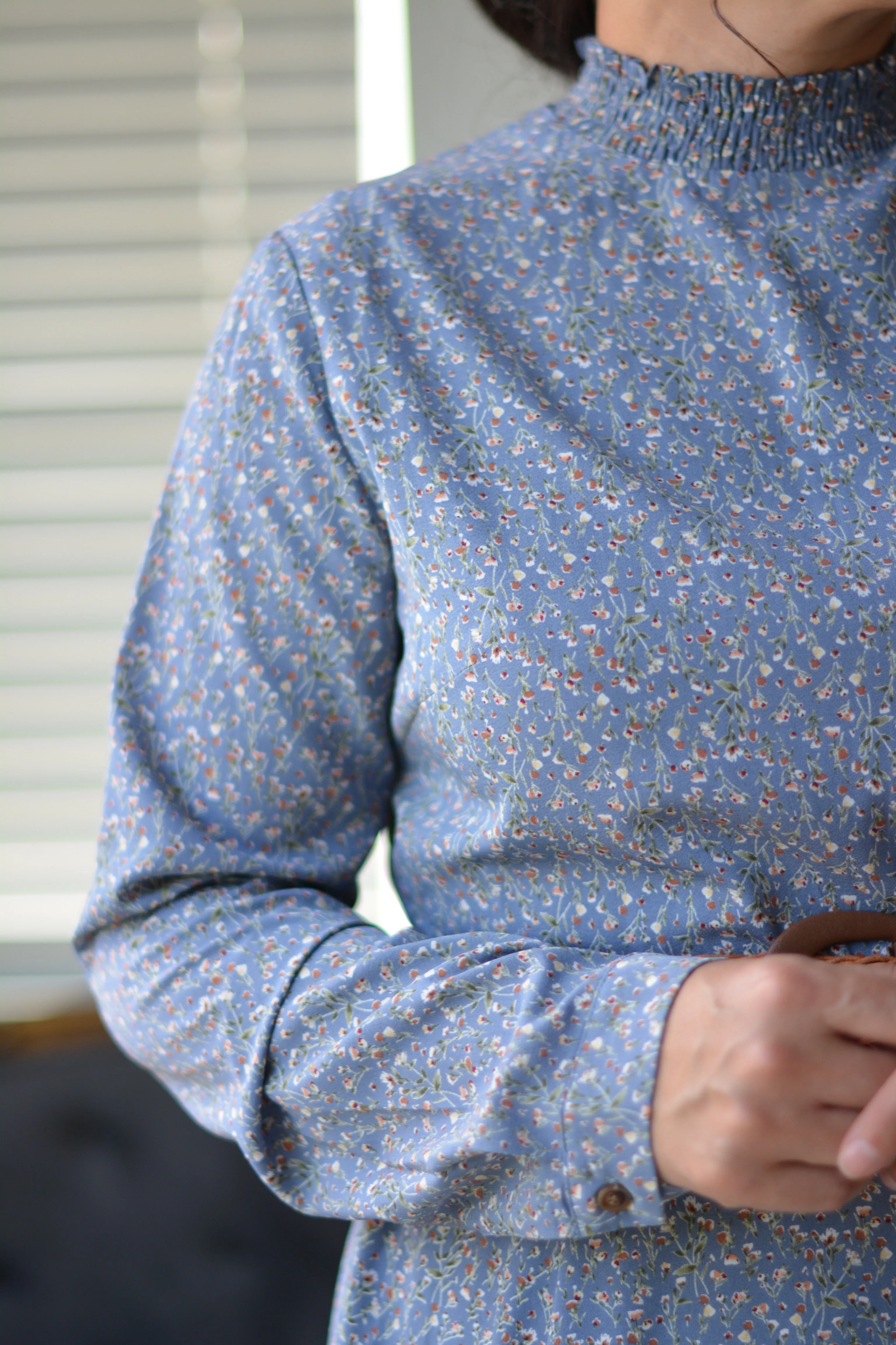 Anya Blue Floral Dress (belt included)